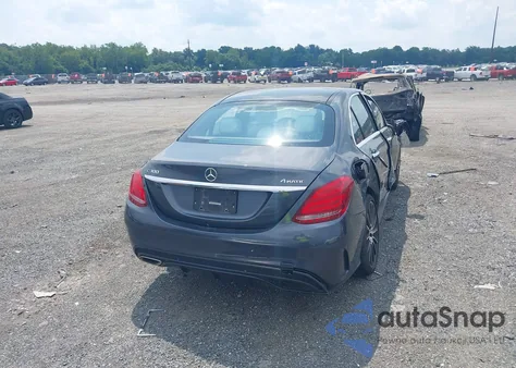 2015 Mercedes-Benz C 300 4Matic/Luxury 4Matic/Sport 4Matic из США, поврежденный, VIN 55SWF4KB9FU010078